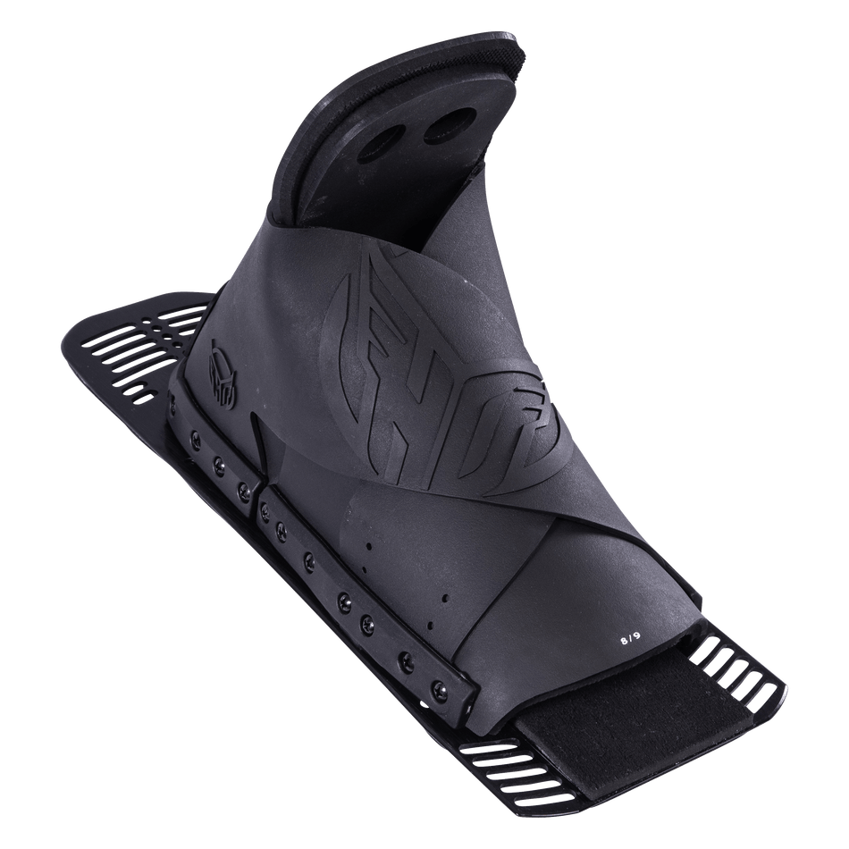 Venom Rear Boot